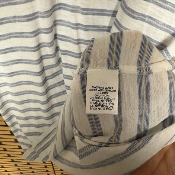 Roundtree & Yorke Blue And White Stripe Polo Size Large - Picture 7 of 7
